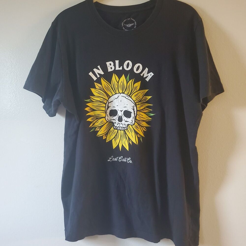 Last Call Co Shirt Men's Medium Black In Bloom Skull Graphic Tee Short Sleeve